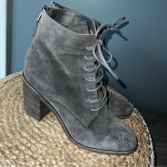 Dolce Vita Drew Pewter Suede Ankle Booties - Picture 5 of 10